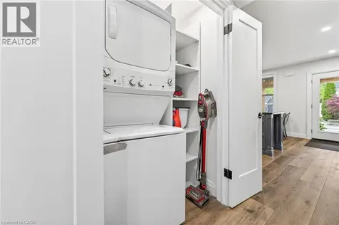 255 Macnab Street Dundas ON L9H 2K4