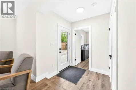 255 Macnab Street Dundas ON L9H 2K4