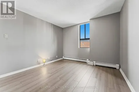 505 505 St Laurent Boulevard Ottawa ON K1K 3X4