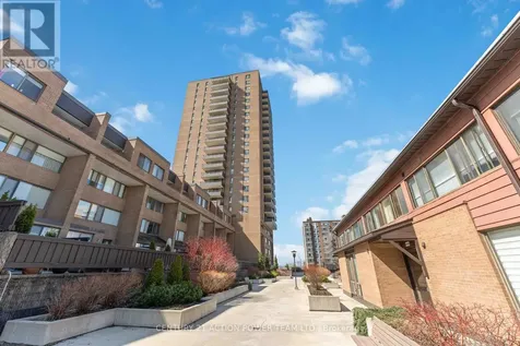 505 505 St Laurent Boulevard Ottawa ON K1K 3X4