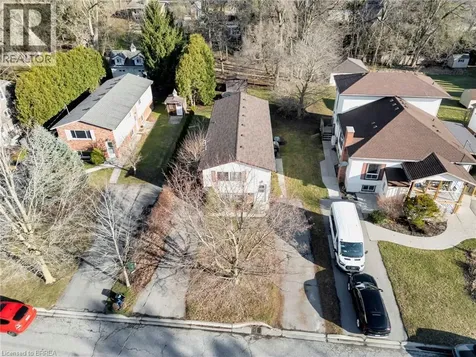 9 Cherry Street Simcoe ON N3Y 1B3