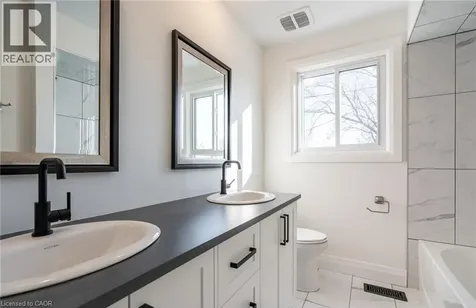 4289 Mountain Street Beamsville ON L0R 1B0