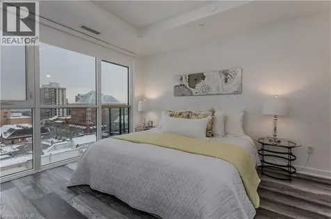 2007 James Street Burlington ON L7R 0G7
