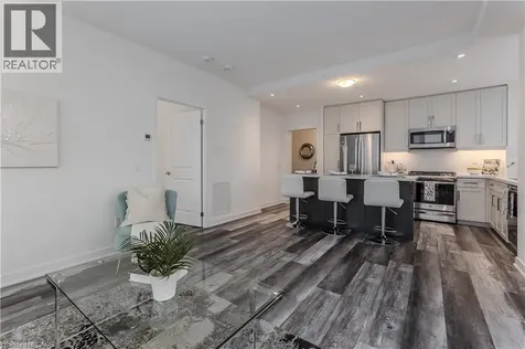 2007 James Street Burlington ON L7R 0G7