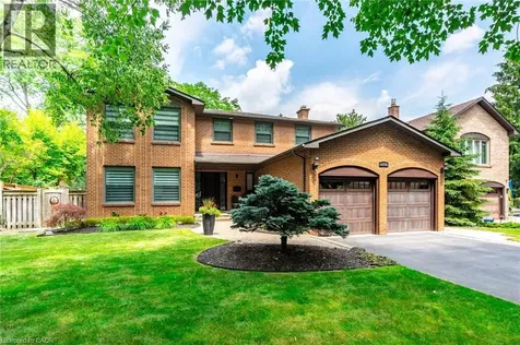 1765 Featherston Court Mississauga ON L5L 3E2