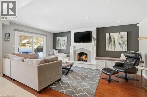 1765 Featherston Court Mississauga ON L5L 3E2