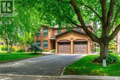 1765 Featherston Court Mississauga ON L5L 3E2