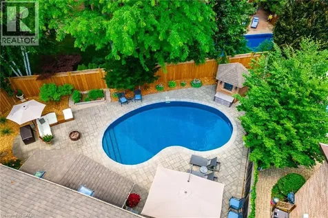 1765 Featherston Court Mississauga ON L5L 3E2