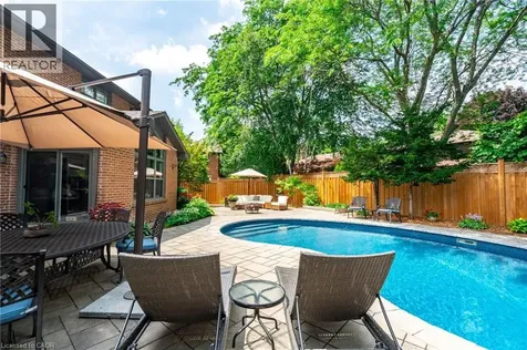 1765 Featherston Court Mississauga ON L5L 3E2