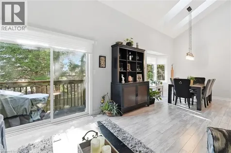 25 Hamilton Street South Waterdown ON L8B 0L1