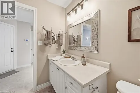 25 Hamilton Street South Waterdown ON L8B 0L1