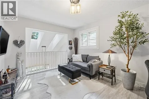 25 Hamilton Street South Waterdown ON L8B 0L1
