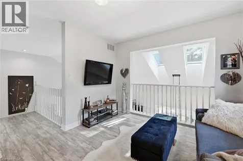 25 Hamilton Street South Waterdown ON L8B 0L1