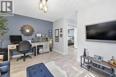 25 Hamilton Street South Waterdown ON L8B 0L1
