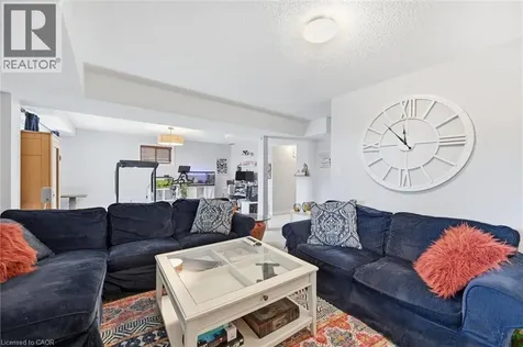 25 Hamilton Street South Waterdown ON L8B 0L1