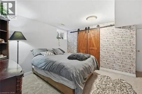 25 Hamilton Street South Waterdown ON L8B 0L1