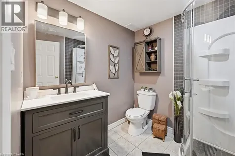 25 Hamilton Street South Waterdown ON L8B 0L1