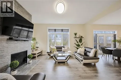 6 Dorothys Drive Oro-medonte ON L0L 1T0