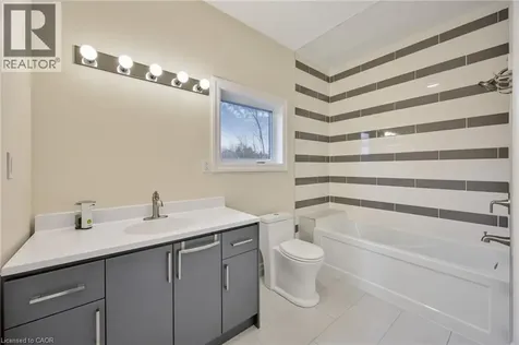 6 Dorothys Drive Oro-medonte ON L0L 1T0