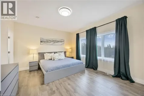 6 Dorothys Drive Oro-medonte ON L0L 1T0