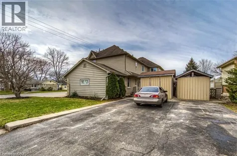 716 Westminster Drive South Cambridge ON N3H 1V2