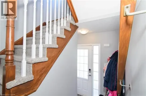 7 Sirente Drive Hamilton ON L9A 0B4