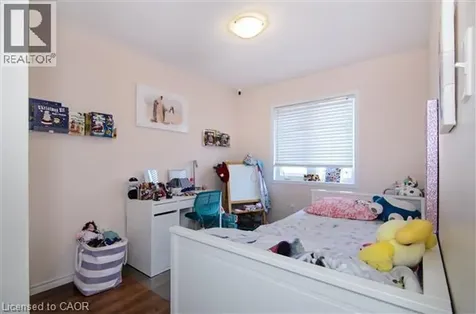 7 Sirente Drive Hamilton ON L9A 0B4