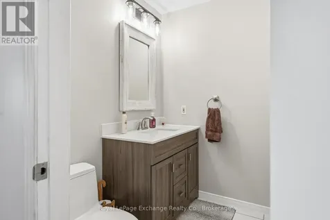 924 Tanglewood Drive Huron-kinloss ON N2Z 2X3