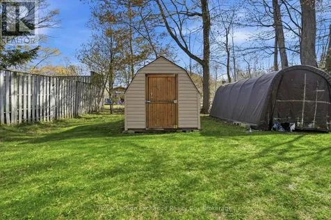 924 Tanglewood Drive Huron-kinloss ON N2Z 2X3