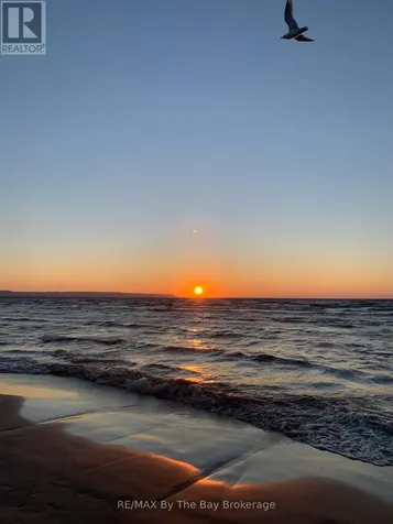 12 5th Lane Wasaga Beach ON L9Z 2E9