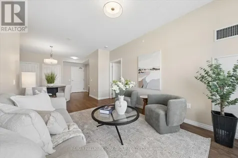 460 William Graham Drive Aurora ON L4G 1X9