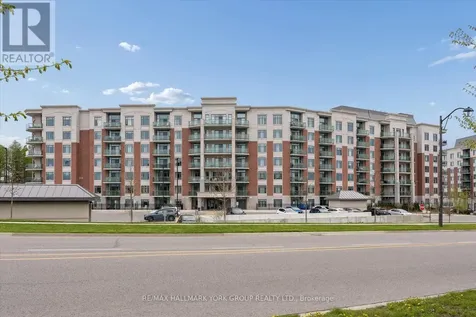 460 William Graham Drive Aurora ON L4G 1X9