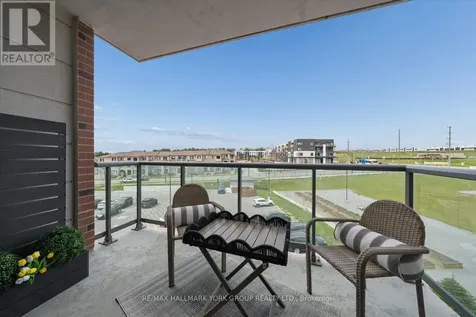 460 William Graham Drive Aurora ON L4G 1X9