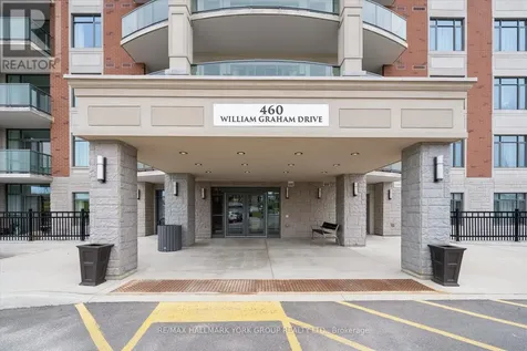 460 William Graham Drive Aurora ON L4G 1X9