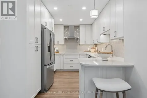460 William Graham Drive Aurora ON L4G 1X9