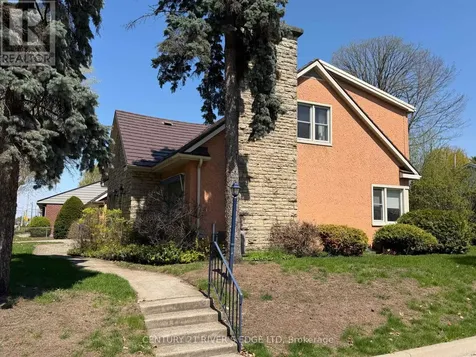 67 North Augusta Road Brockville ON K6V 2X7