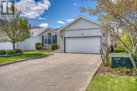 58 Decaria Boulevard Perth ON K7H 3R3