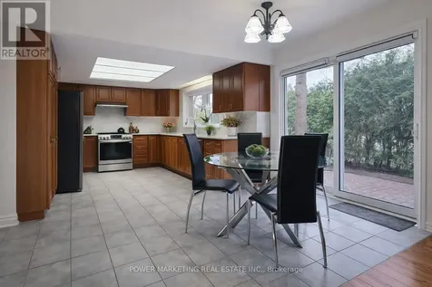 29 Taj Court Ottawa ON K1G 5K7
