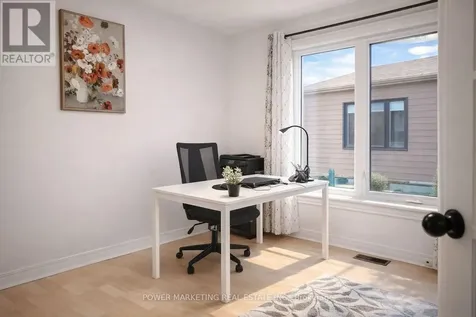 29 Taj Court Ottawa ON K1G 5K7