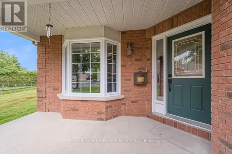 29 Taj Court Ottawa ON K1G 5K7
