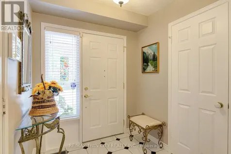 523 Beechwood Drive Waterloo ON N2T 2G7