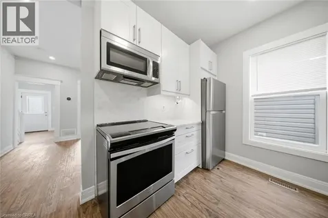 76 Grey Street Brantford ON N3T 2T5