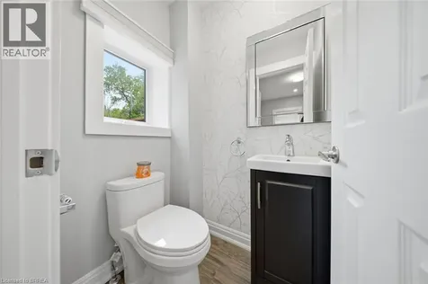 76 Grey Street Brantford ON N3T 2T5