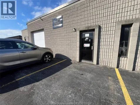 876 Richmond Street Chatham ON N7M 5J5
