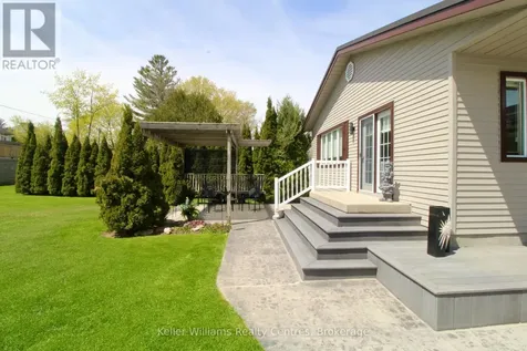 587 11th Street Hanover ON N4N 1T4