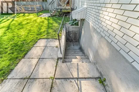 183 Harvard Road Waterloo ON N2J 3V4