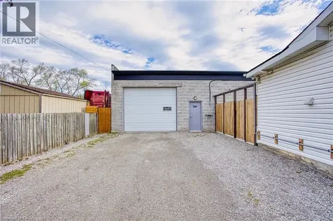 727 Barton Street Stoney Creek ON L8E 5L7