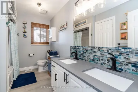 10 Clarence Avenue Penetanguishene ON L9M 1A9