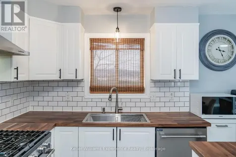 10 Clarence Avenue Penetanguishene ON L9M 1A9