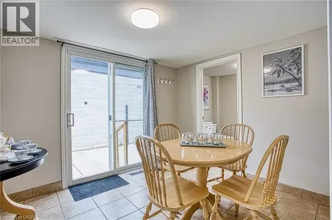 727 Barton Street Stoney Creek ON L8E 5L7